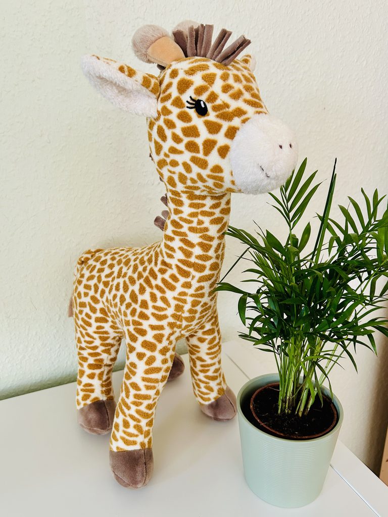 Plüsch-Giraffe, © 2026 I.Herrmann
